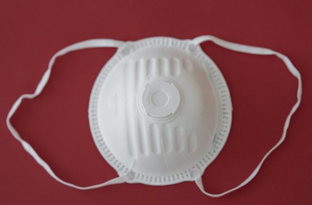 N95 mask black